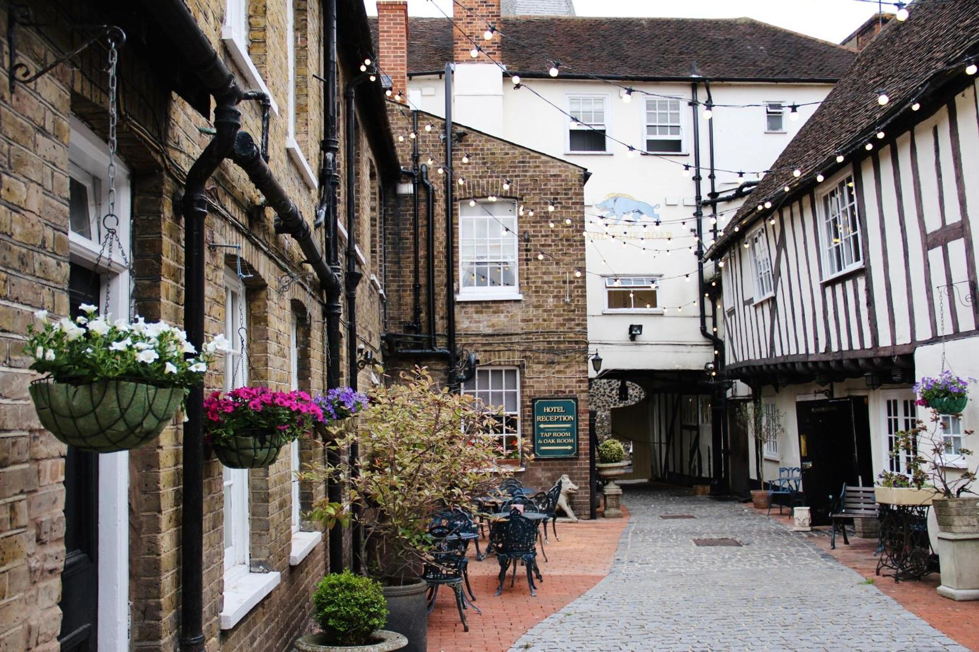 Blue Boar Hotel Maldon Luaran gambar