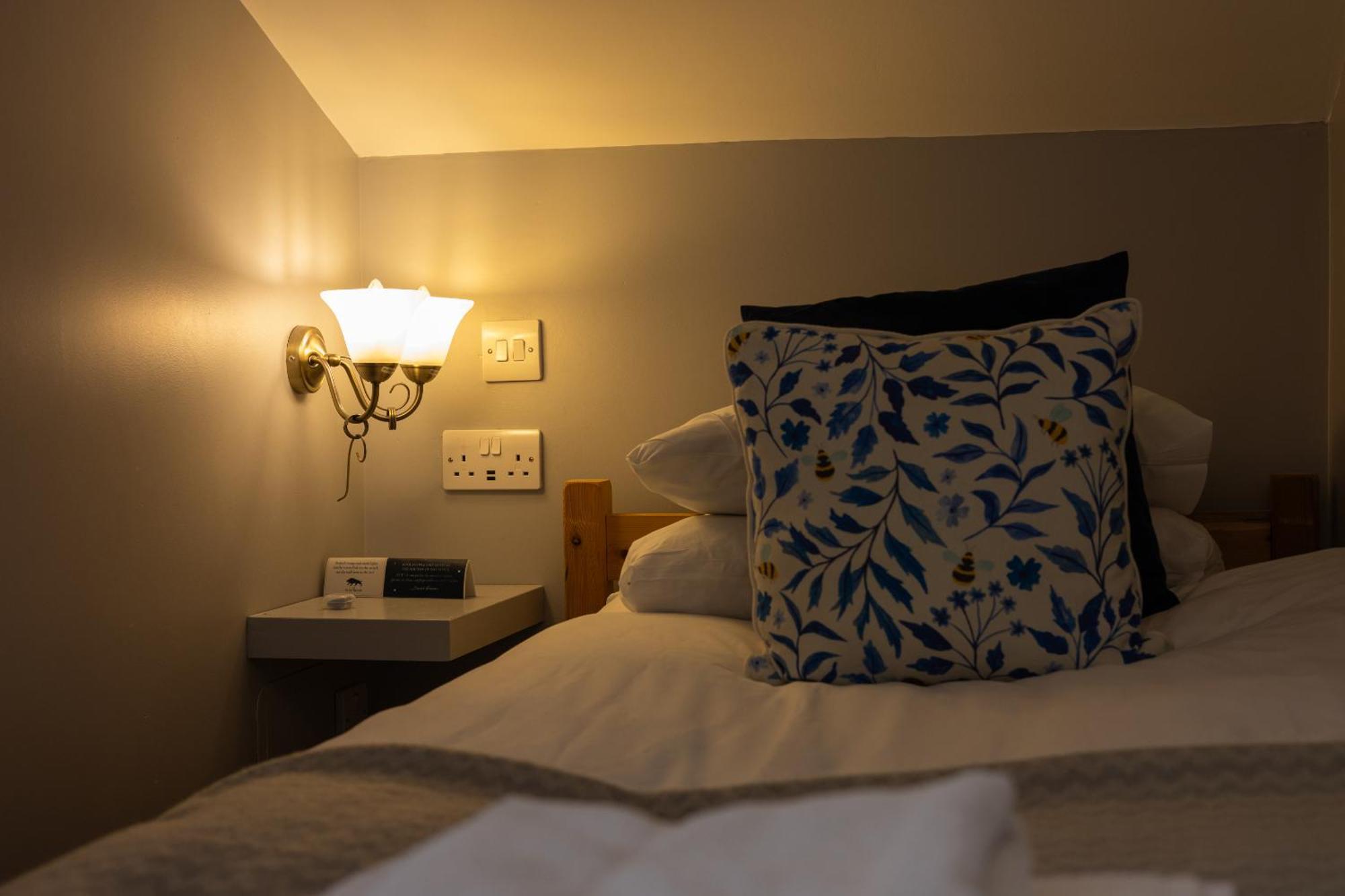 Blue Boar Hotel Maldon Bilik gambar